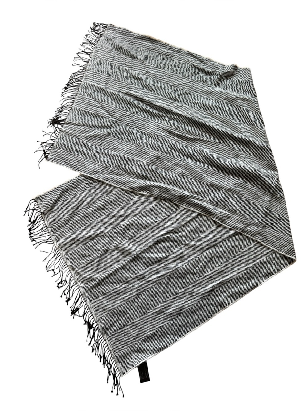 SUISTUDIO Alpaca Blanket Scarf Fringe Large Wide Black White Suit Supply